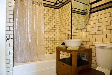 Sold by aptsandlofts.com