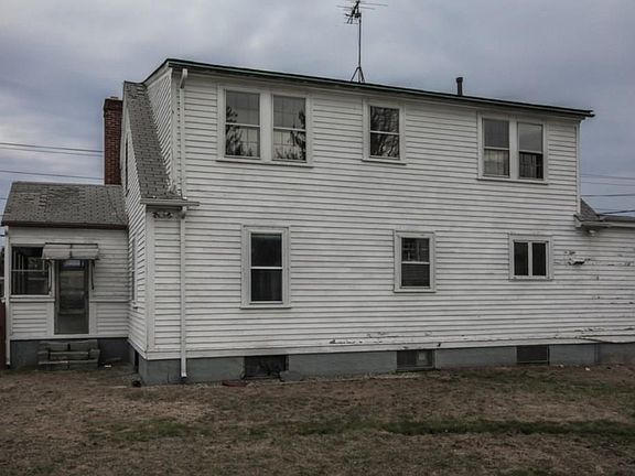 2nd image of 806 Atwood Ave