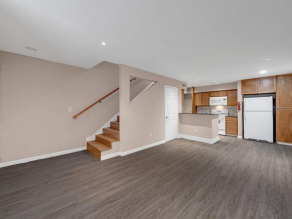 2nd image of 2110 Wilcrest Dr APT 148