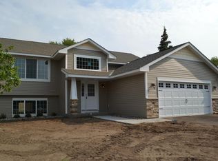 2210 7th Ave, Anoka, MN 55303
