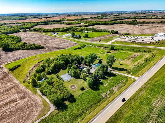 3rd image of 7220 Highway 71