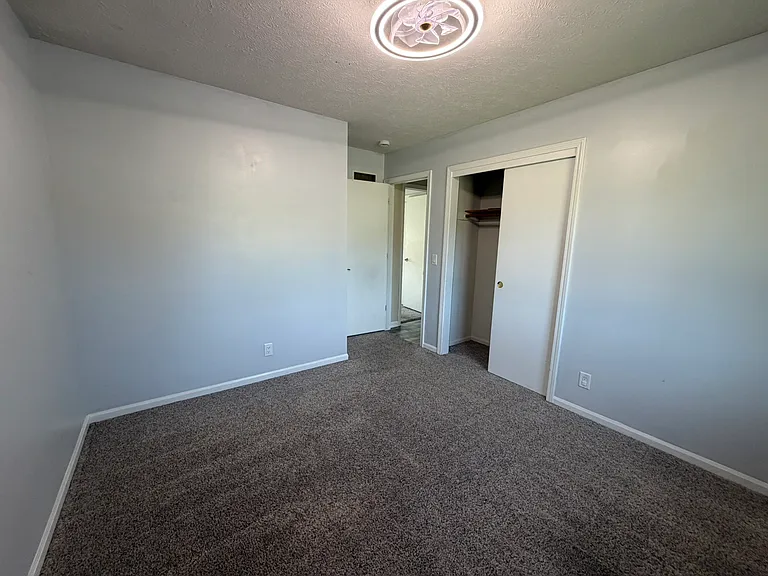 13203 Courtney Dr — Photo 20
