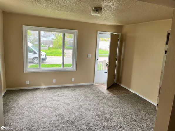 639 Monroe St, Flint, MI 48503