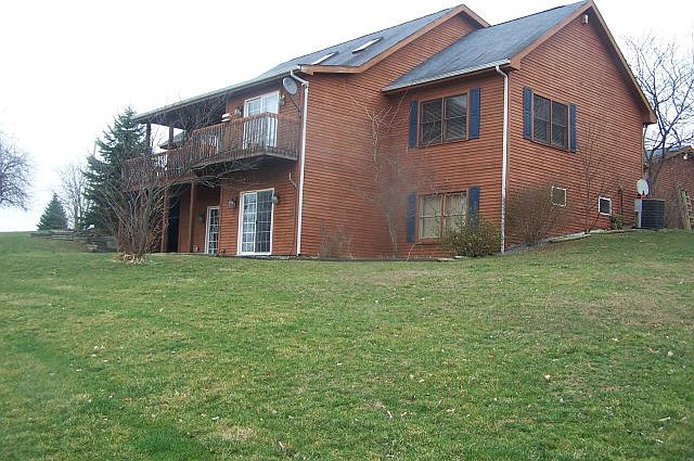 1st image of 3051 Pickett Ln