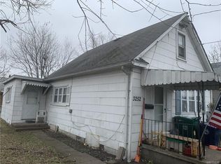 3252 Ely Ave, Niagara Falls, NY 14303