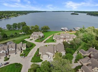 N24W30415 Crystal Springs Dr #5, Pewaukee, WI 53072
