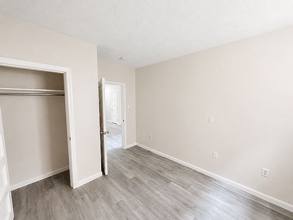 4th image of 168 Main St APT 105