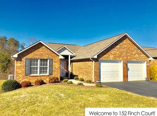 152 Finch Ct, Martinsville, VA 24112