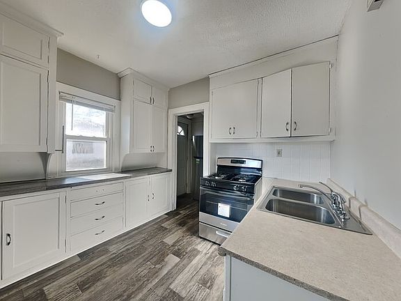 4th image of 3447 James Ave N
