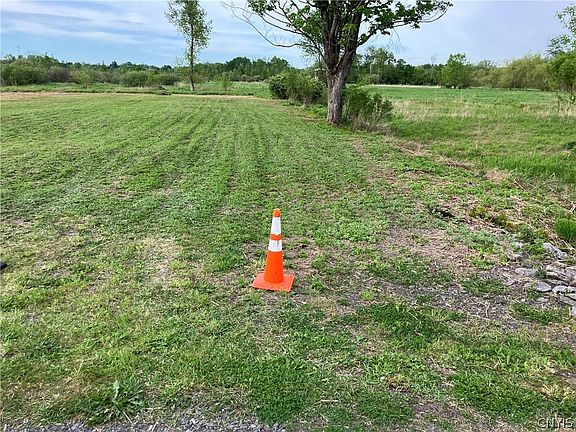 4th image of 6069 Muck Rd