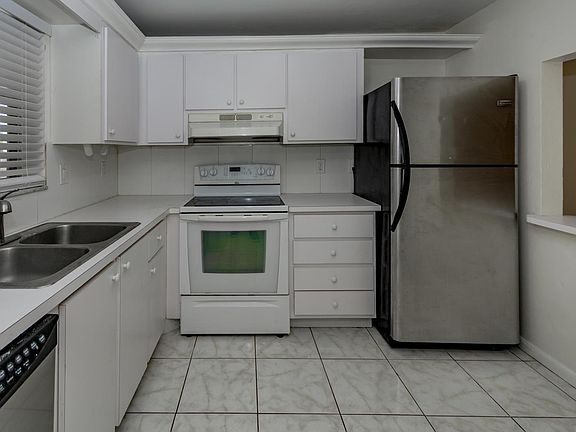 4th image of 3-308 Southwind Ct #3
