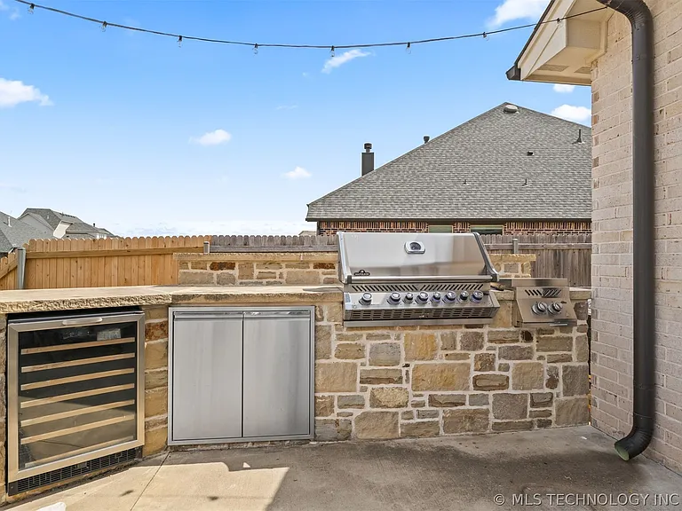 501 E 127th Pl S — Photo 38