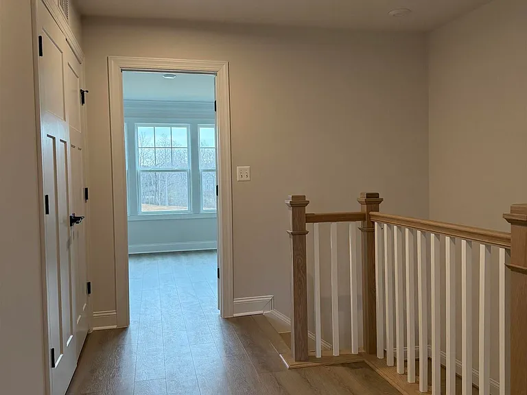 1362 Laconia Ln — Photo 12