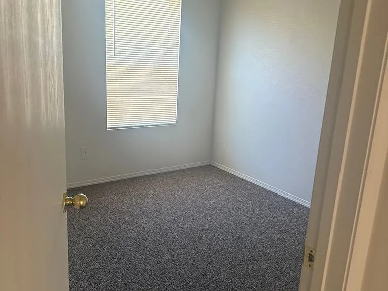 3716 Rancher Loop NE — Photo 15