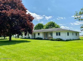 26265 Fawn River Rd, Sturgis, MI 49091