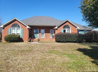 100 Tanglefoot Dr, Huntsville, AL 35811
