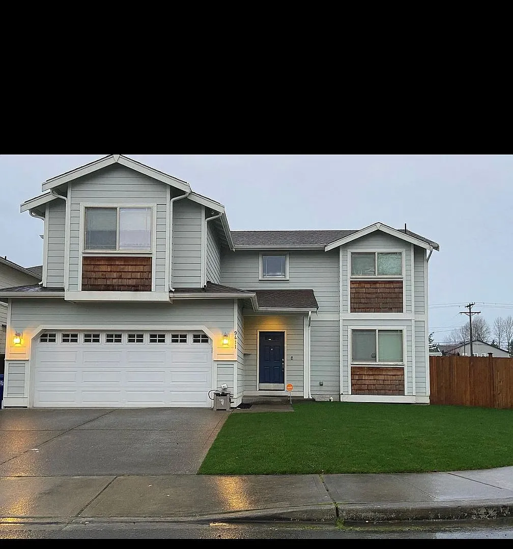 Beautiful Tacoma 4-Bedroom! Apply Today! — Photo 1