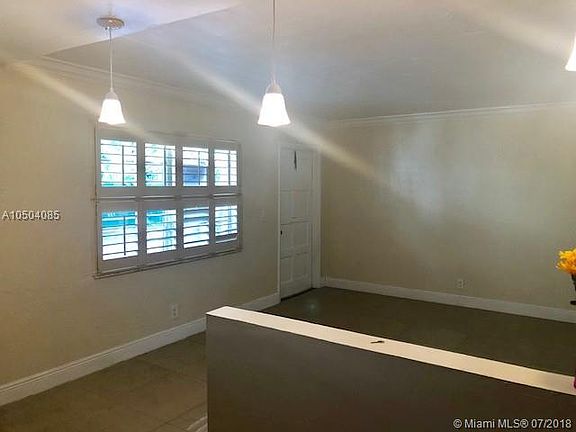 4th image of 3421 NE 15th Ave APT 3