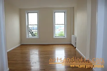 Rented by aptsandlofts.com