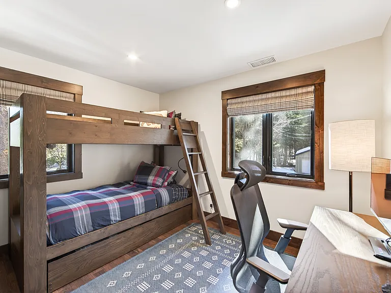532 McKinney Rd — Photo 37