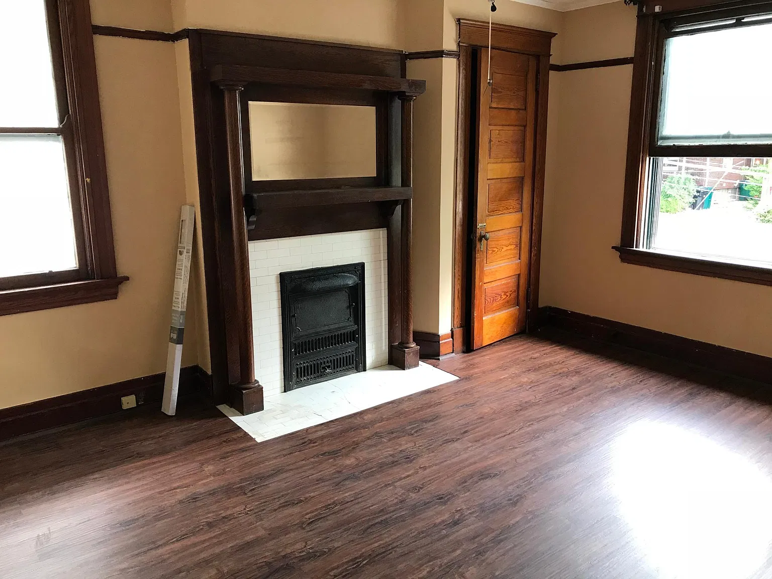 5 bed, 2.5 bath, 1500 sqft, $3,300 — Photo 3