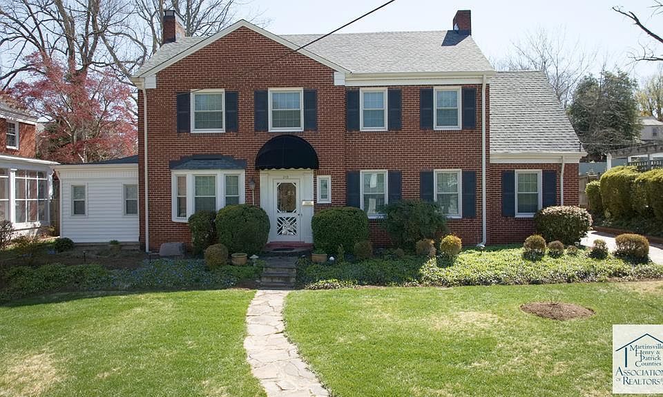 1st image of 213 Oakdale St