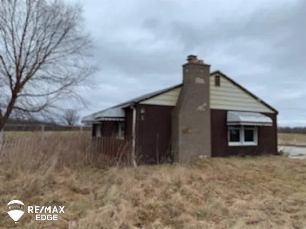 5611 Britton Rd, Bancroft, MI 48414