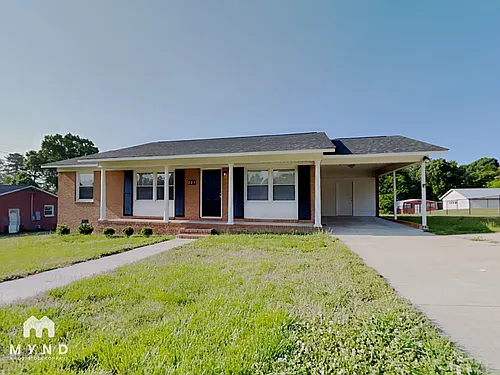 221 Tanglewood Dr Photo 1