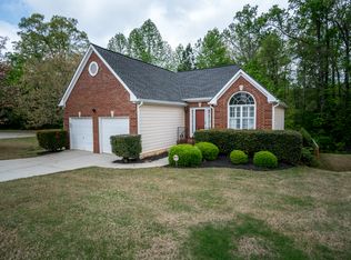 2190 Westwind Dr, Roswell, GA 30075