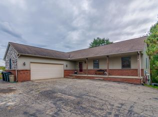 5927 Annabette Ln, Howell, MI 48855