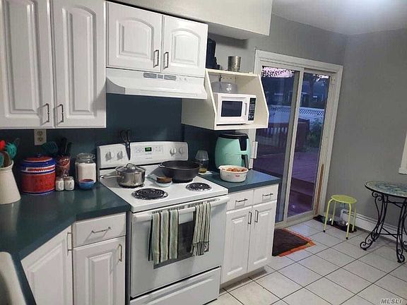3rd image of 78 Birch Ave E