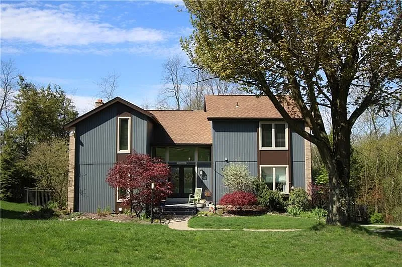 236 Oak Entrance Dr photo 1