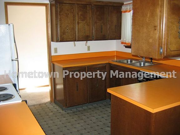 2nd image of 4520 Montclair Ave SE