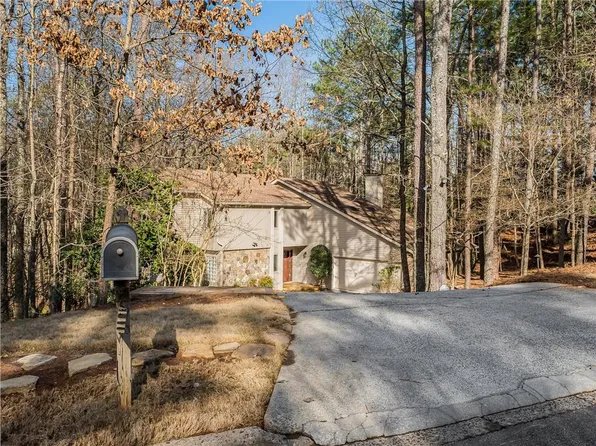 100 Mount Shasta Ln, Johns Creek, GA 30022