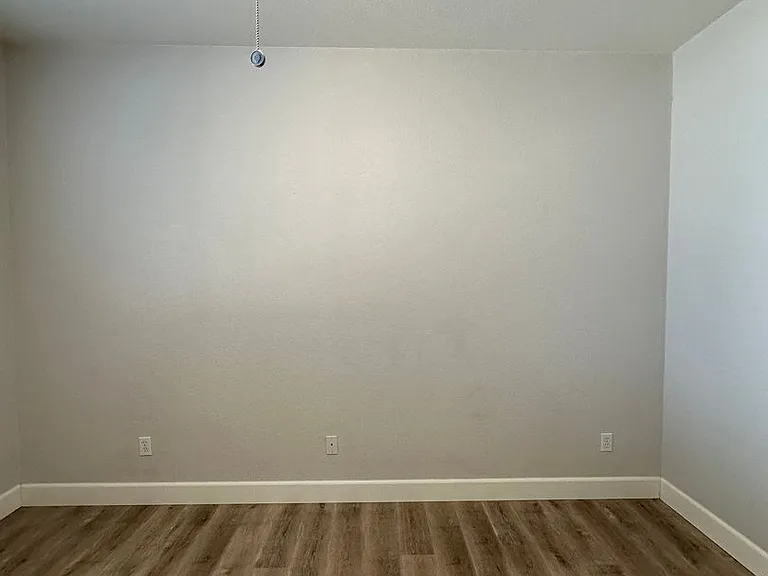 508 Vail Dr — Photo 8