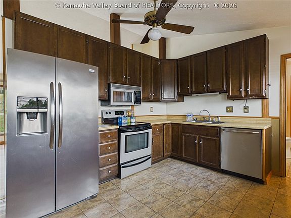 2nd image of 142 Westminster Dr