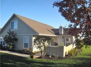 13950 Kenneth Ct, Leawood, KS 66224