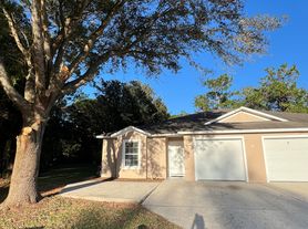14 Plumtree Pl, Palm Coast, FL