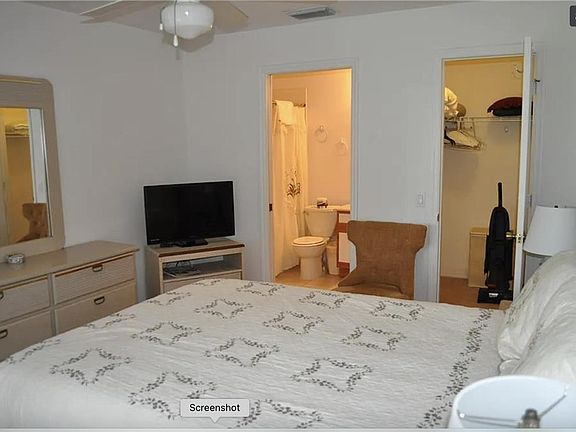 4th image of 2010 Villaway E #2010