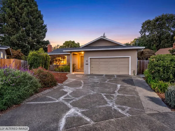 15 Betty Lane, Novato, CA 94947