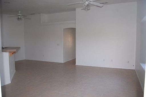 3rd image of 3230 Osborn Dr Unit 102