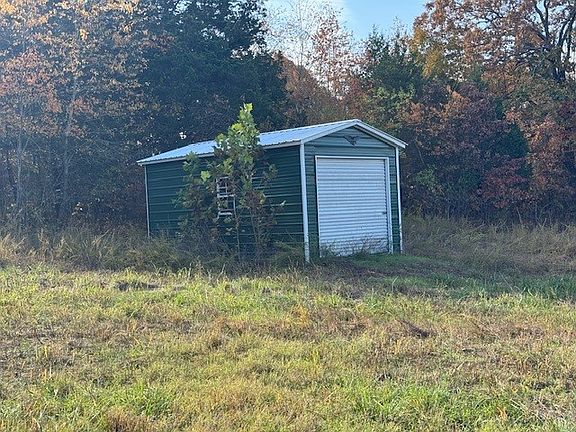 4th image of 26511 Farm Road 1255 #1