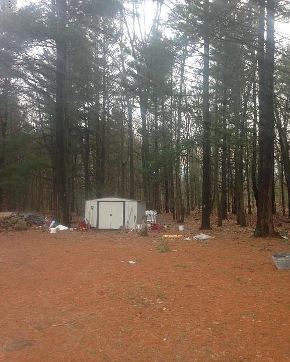 2nd image of 211 Ellis Rd