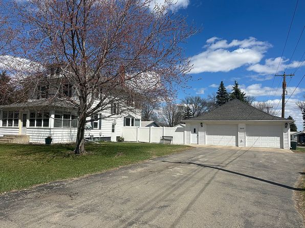 205 9th St SE