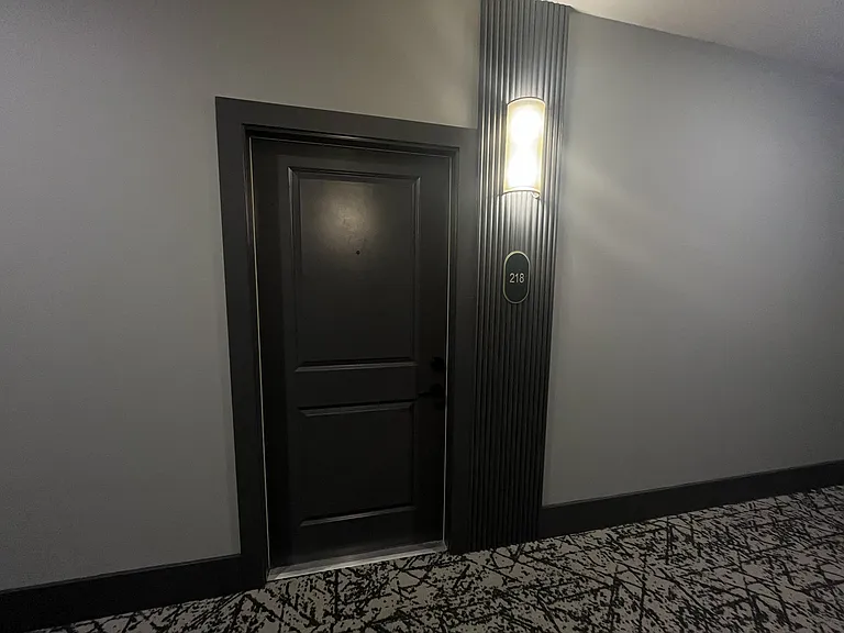 District at Riverside Apartments — Photo 94