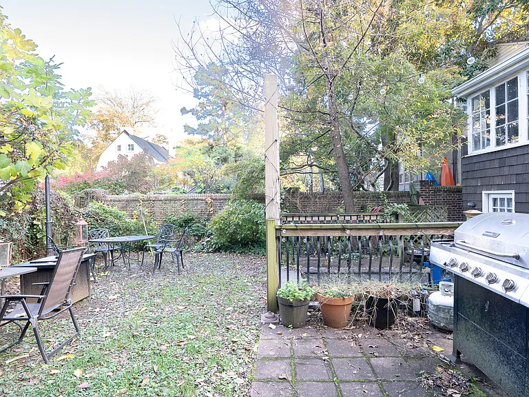 214 Prince George St #B — Photo 12