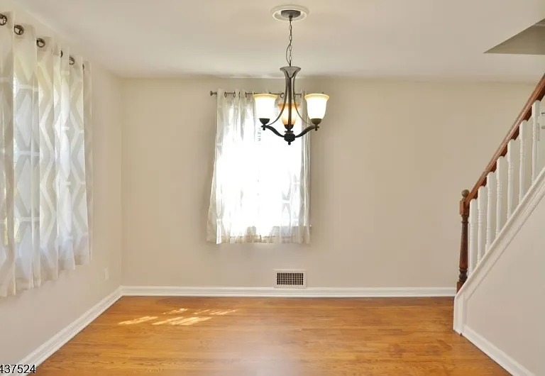 35 Troy Rd — Photo 5