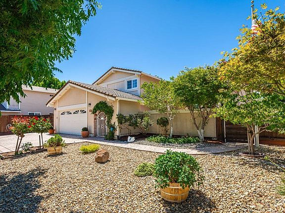2nd image of 1117 Ellen Court