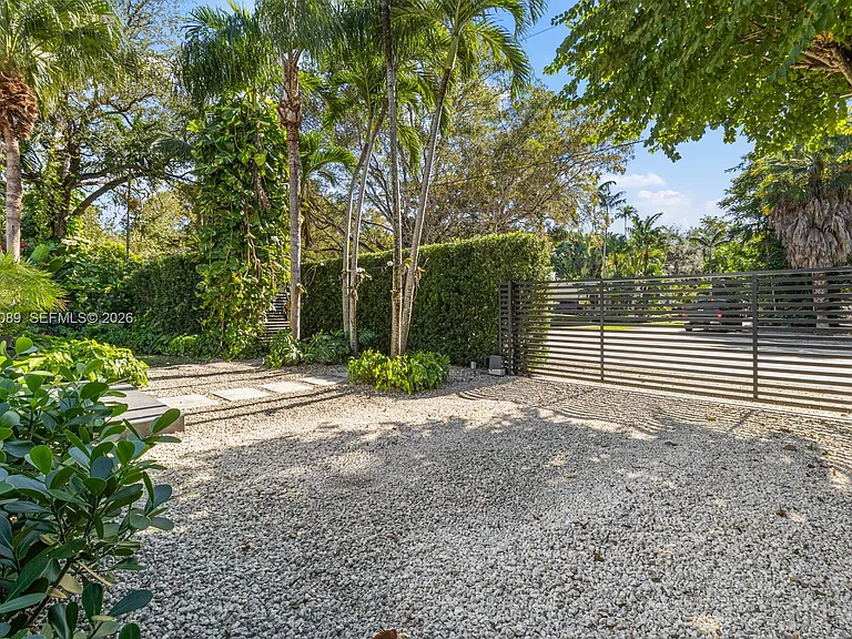 4011 Hardie Ave — Photo 40