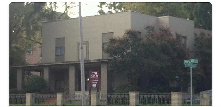 Building Photo - 1733 Poplar Ave #7